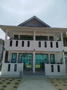 Tioman Accommodation | Idaman Deluxe Single/Twin Room